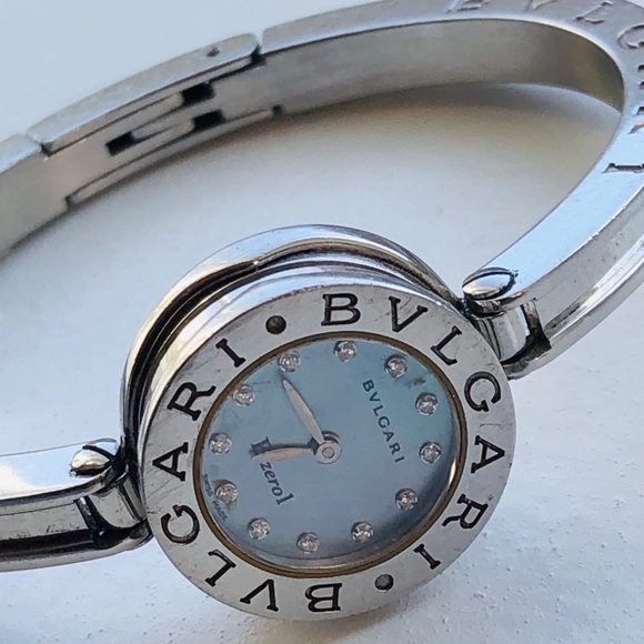 Stainless Steel Diamond Blue Mother of Pearl 22mm B.zero1 Quartz Decor Watch - Picture 3 of 8